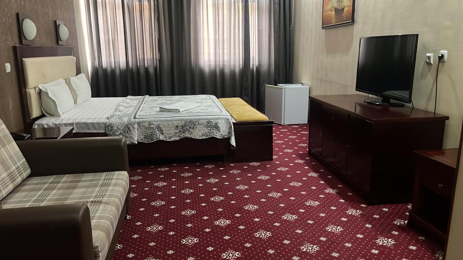 Sary Arka Hotel Șîmkent Exterior foto