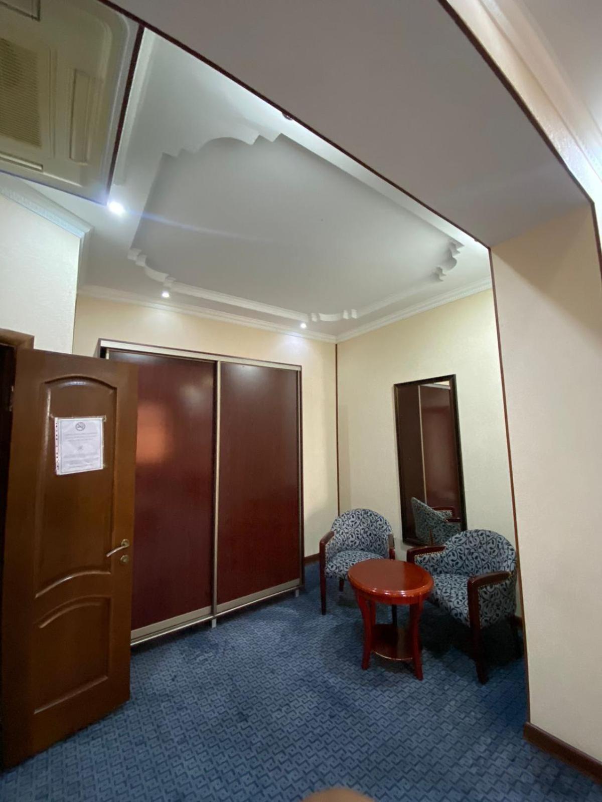 Sary Arka Hotel Șîmkent Exterior foto